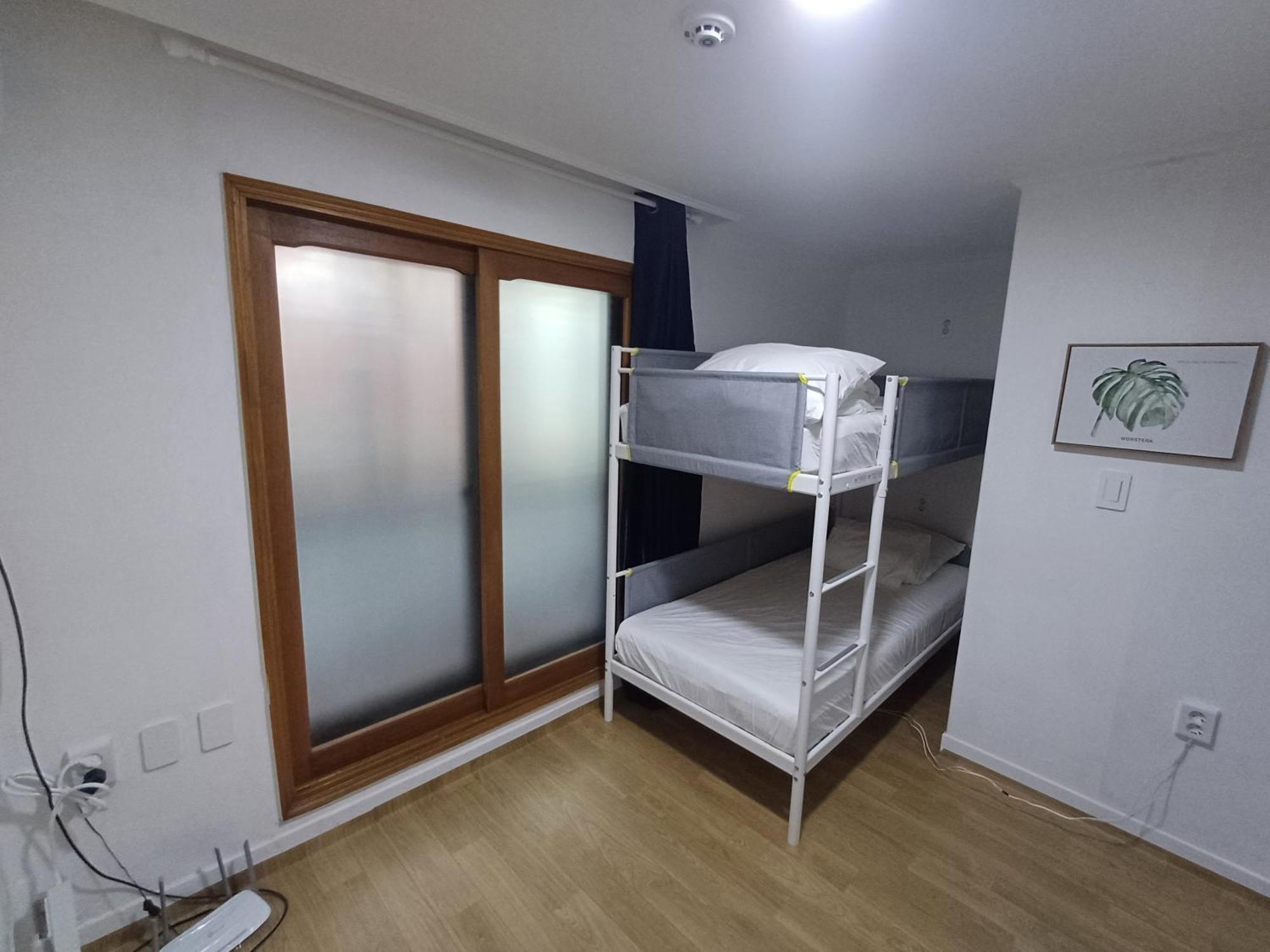 Ocean'S Guesthouse - Foreigners Only سيول المظهر الخارجي الصورة