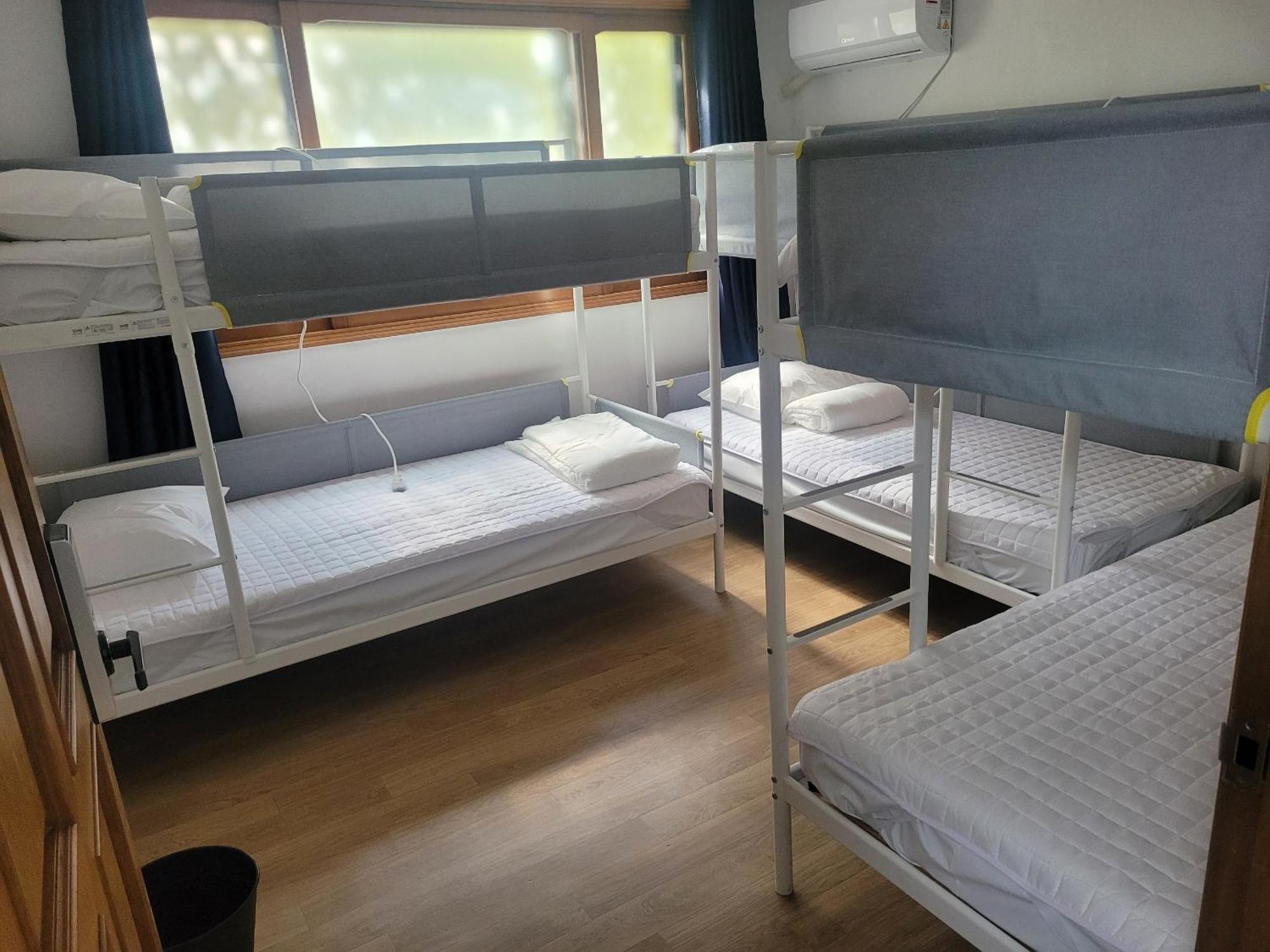 Ocean'S Guesthouse - Foreigners Only سيول المظهر الخارجي الصورة